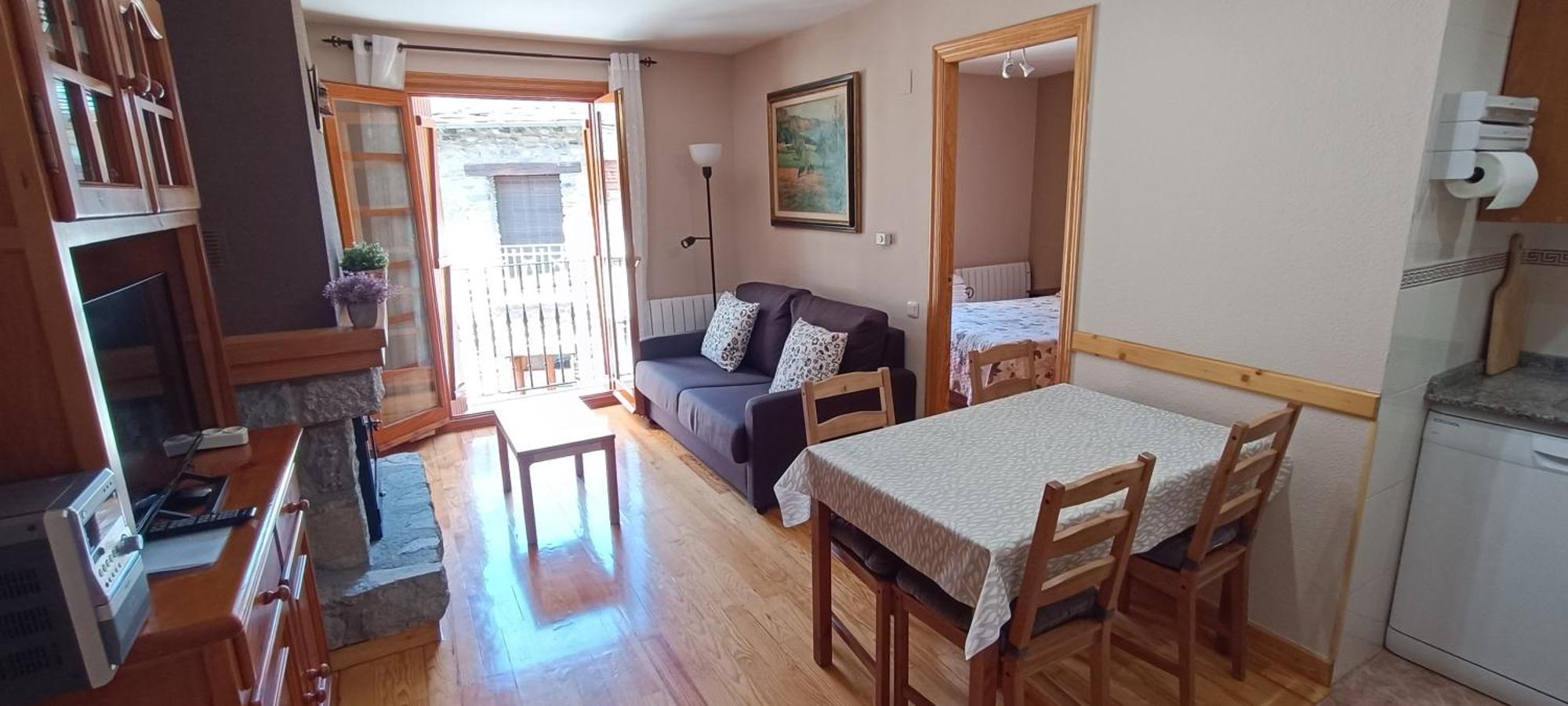 Apartamento El Refugio De Sara Benasque Extérieur photo